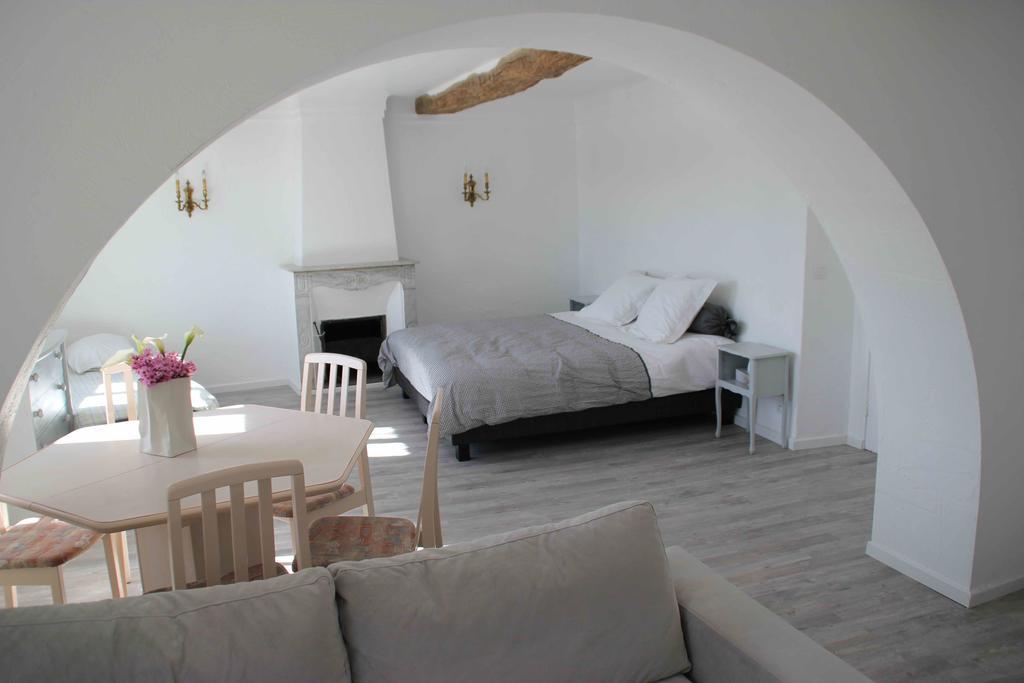 Maison Carles 3*