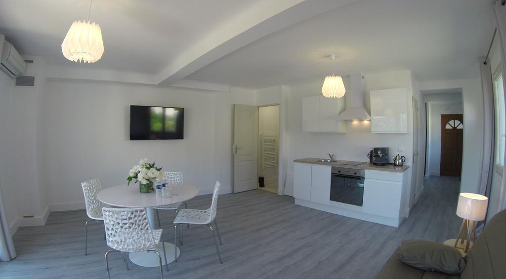 Maison Carles 3*