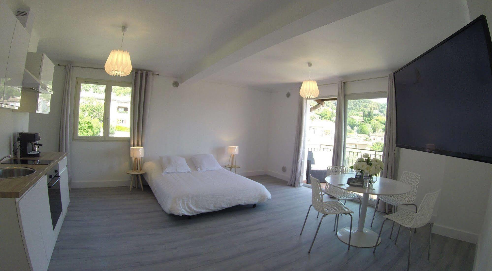 Maison Carles Bed & Breakfast La Colle-sur-Loup