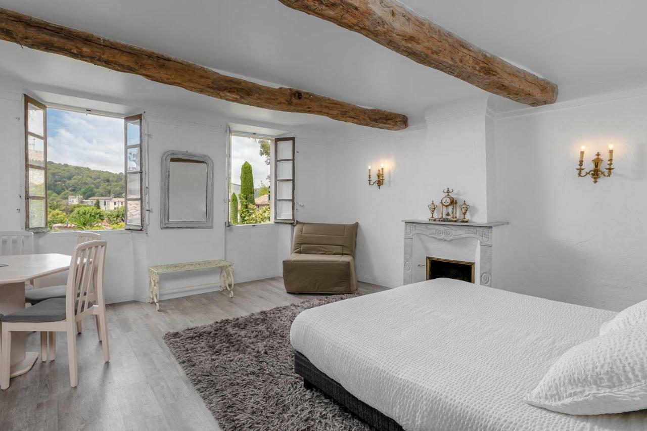 Maison Carles Bed & Breakfast