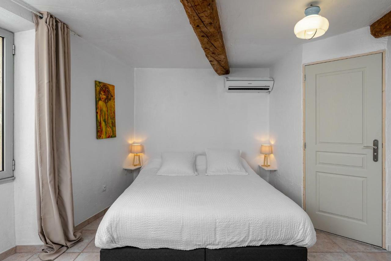 Maison Carles Bed & Breakfast 3*