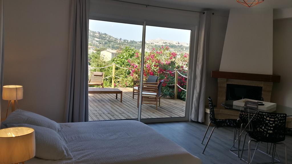 Couette-café Maison Carles La Colle-sur-Loup