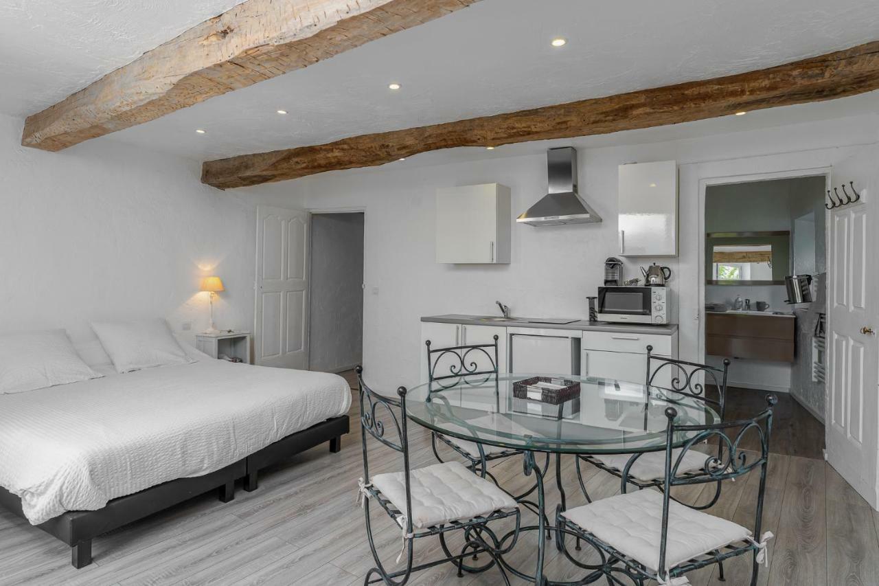 Maison Carles Couette-café 3*