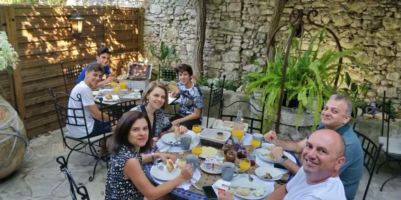 Maison Carles Couette-café
