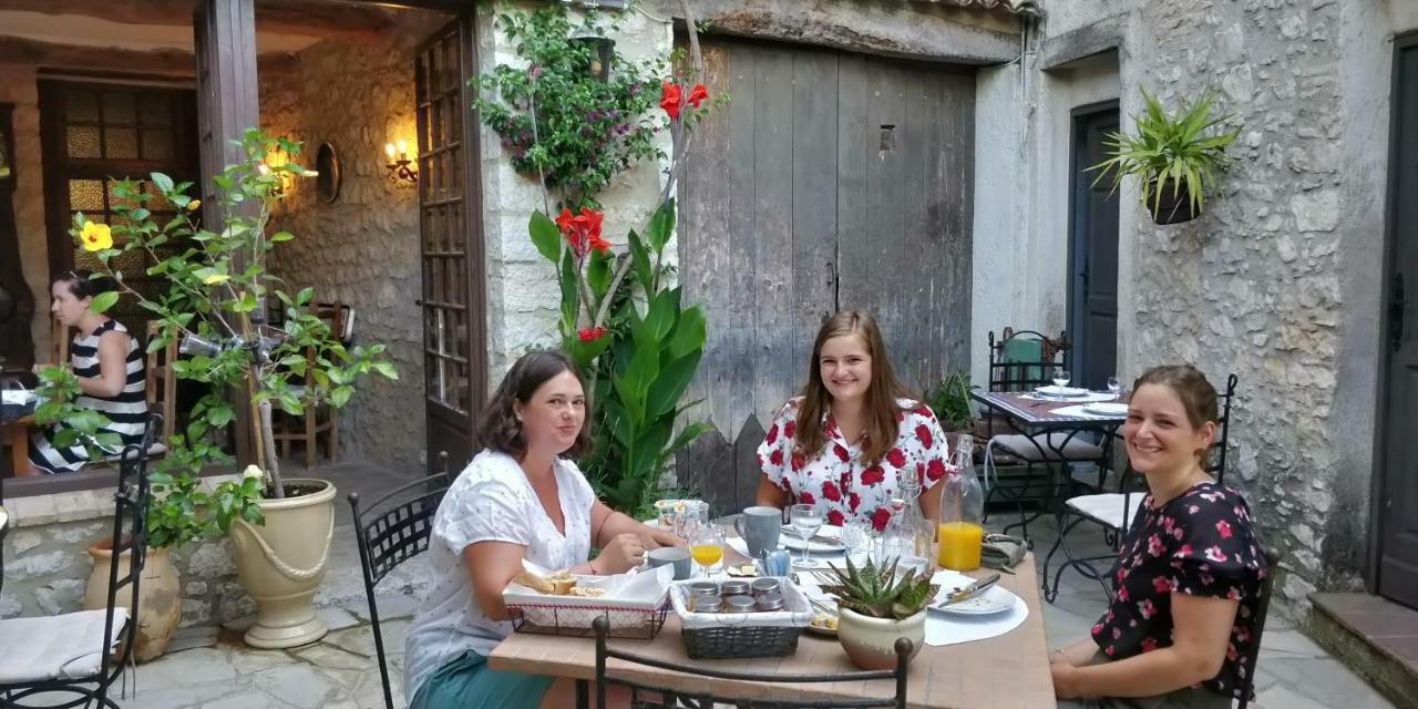Maison Carles Couette-café La Colle-sur-Loup