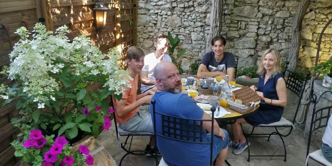Maison Carles Couette-café